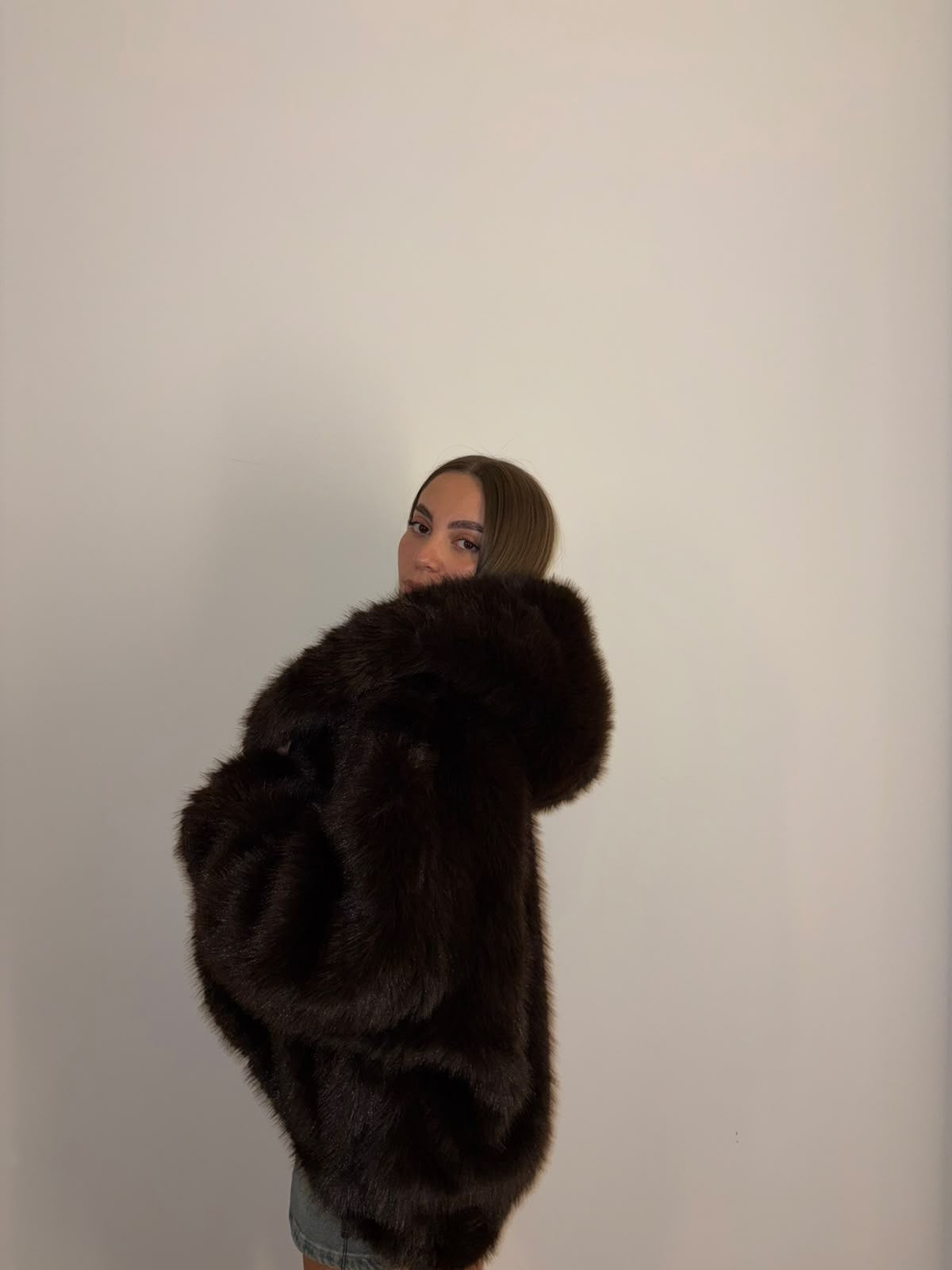 Icon Hood Fur Brown