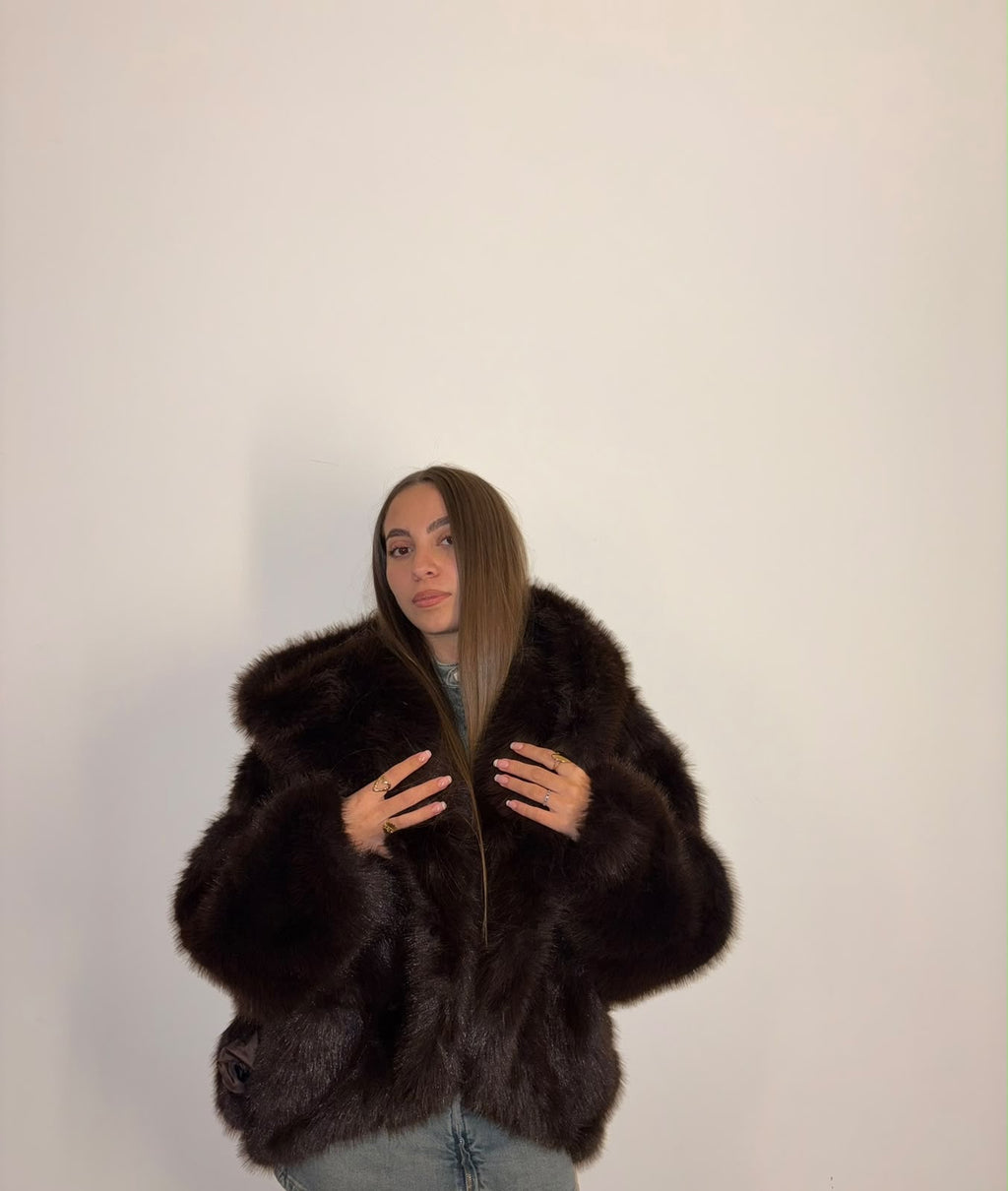 Icon Hood Fur Brown