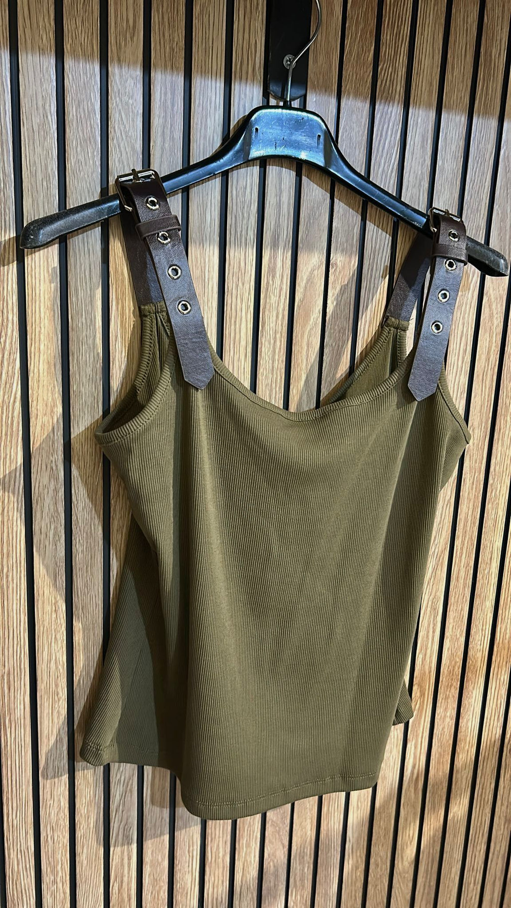 Strap Top LUMINA